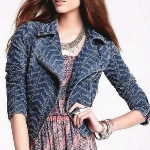 Free People Chevron Herringbone Punched Moto Jean Jacket Sz 4 Get Fall Readyđ! - Picture 10 of 13
